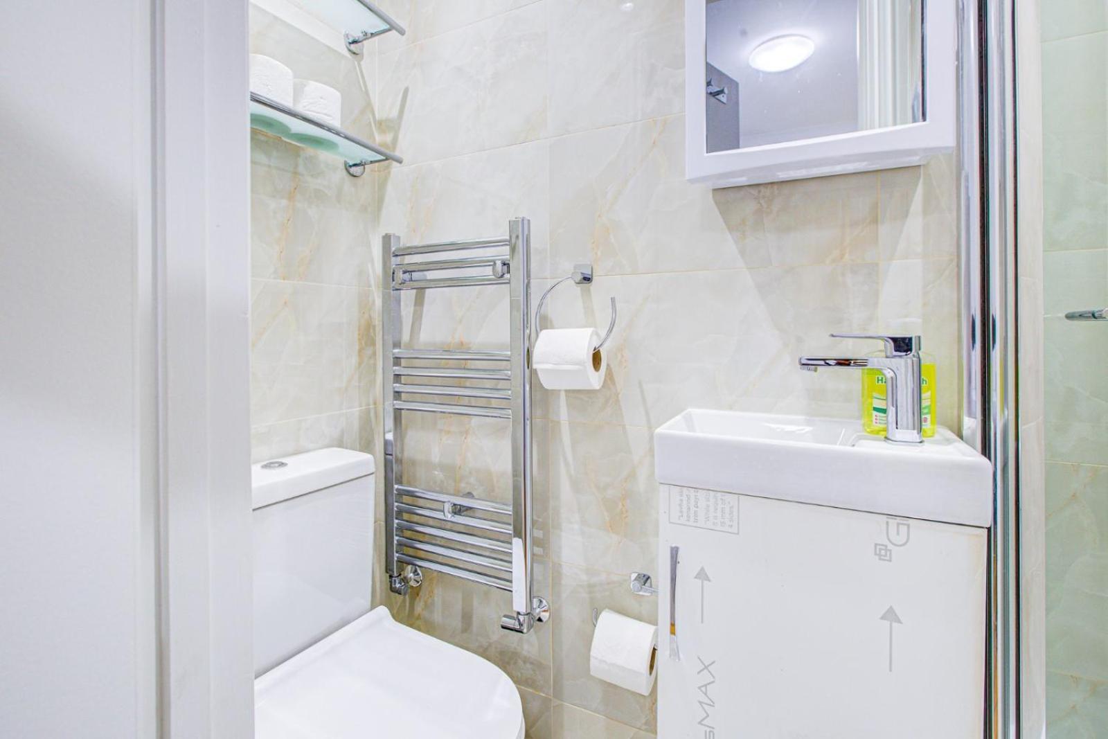 לונדון Streatley Apartments מראה חיצוני תמונה