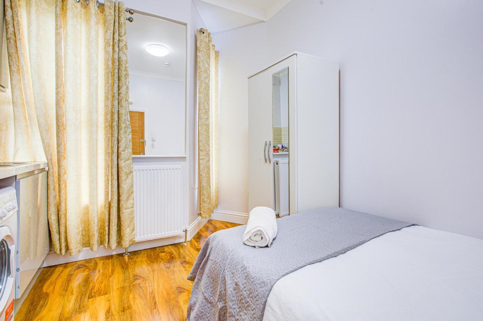 לונדון Streatley Apartments מראה חיצוני תמונה